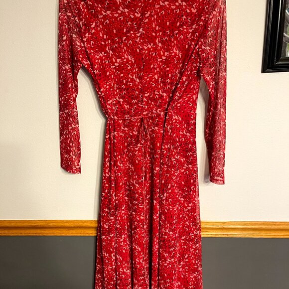 NWT Red BCBGeneration Red Floral Long Sleeve Wrap Dress Size 16 Mesh - Picture 8 of 10